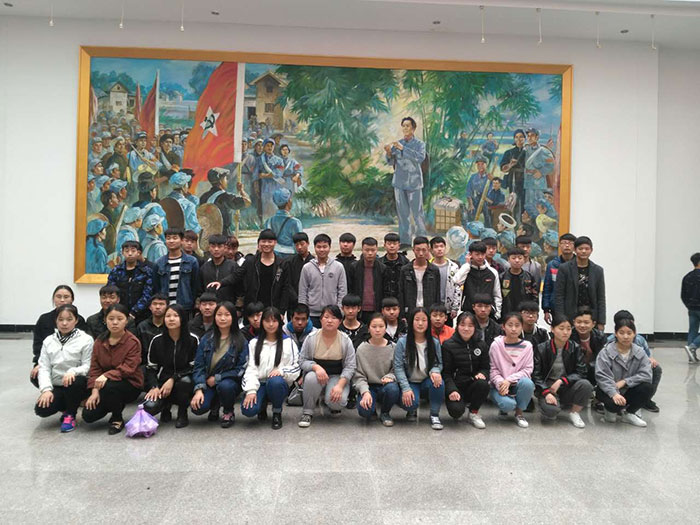 清明将至，为悼念革命烈士，缅怀先烈